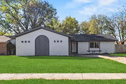 124 Bowling Green Circle, Lewisville, TX 75067 - Photo 1