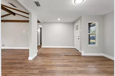 124 Bowling Green Circle, Lewisville, TX 75067 - Photo 5