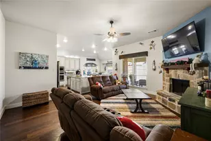 523 Stillwater Dr, Waxahachie, TX 75165 - Photo 17