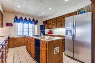 2829 Colleen Dr, Garland, TX 75043 - Photo 9