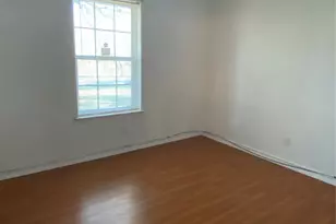 136 Richard Ln, Azle, TX 76020 - Photo 9