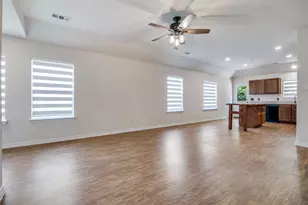 3504 Robin Rd, Ennis, TX 75119 - Photo 5