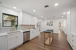 11329 Earlywood Dr, Dallas, TX 75218 - Photo 13