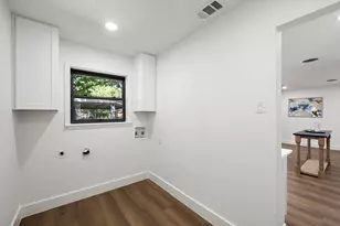 11329 Earlywood Dr, Dallas, TX 75218 - Photo 23