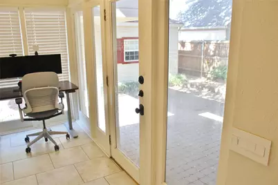 6910 Casa Loma Avenue, Dallas, TX 75214 - Photo 23