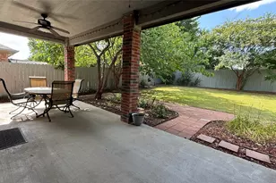 138 Lipan St, Greenville, TX 75402 - Photo 17