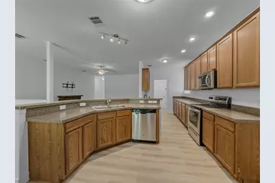 138 Lipan Street, Greenville, TX 75402 - Photo 7