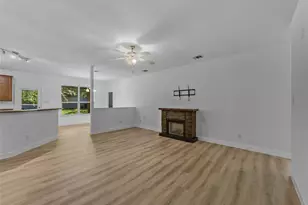 138 Lipan St, Greenville, TX 75402 - Photo 3