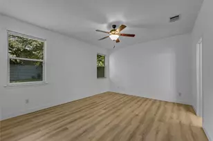 138 Lipan St, Greenville, TX 75402 - Photo 9