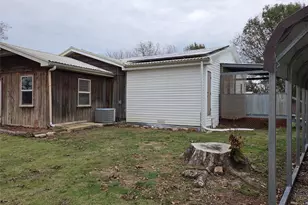 484 Co Rd 1206, Savoy, TX 75479 - Photo 31