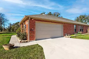 1209 Sherman St, Tioga, TX 76271 - Photo 11