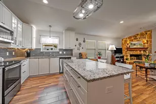 1209 Sherman St, Tioga, TX 76271 - Photo 17