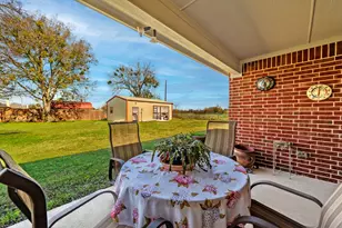 1209 Sherman St, Tioga, TX 76271 - Photo 13