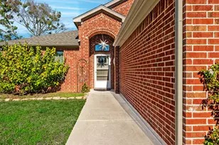 1209 Sherman St, Tioga, TX 76271 - Photo 9