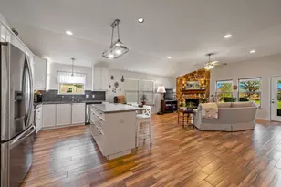 1209 Sherman St, Tioga, TX 76271 - Photo 17