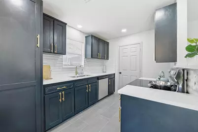 3403 Huisache Street, Denton, TX 76209 - Photo 7