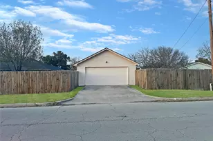1806 SE 15th St, Mineral Wells, TX 76067 - Photo 17