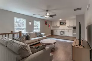 2129 Christine Dr, Granbury, TX 76048 - Photo 15