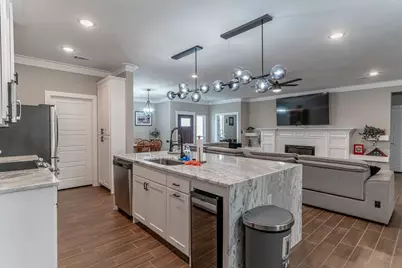 2129 Christine Drive, Granbury, TX 76048 - Photo 7