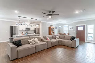 2129 Christine Dr, Granbury, TX 76048 - Photo 3