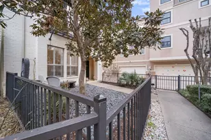 3605 Live Oak St, Dallas, TX 75204 - Photo 25