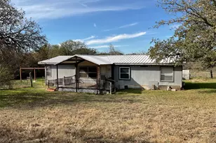 125 Rock Salt Ct, Springtown, TX 76082 - Photo 3