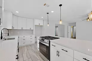 2812 San Medina Ave, Dallas, TX 75228 - Photo 11