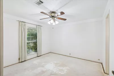 805 Newport Road, Fort Worth, TX 76120 - Photo 17