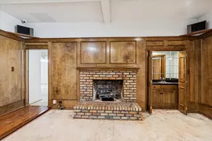 805 Newport Rd, Fort Worth, TX 76120 - Photo 9