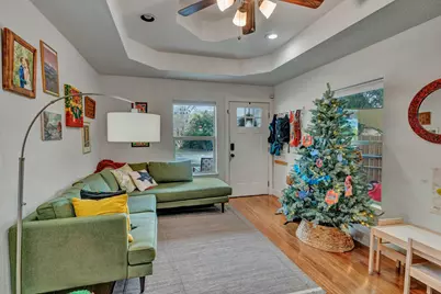 1828 Portland Avenue, Fort Worth, TX 76102 - Photo 7