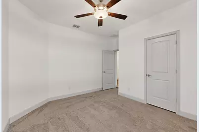 560 Oak Creek Drive, Lavon, TX 75166 - Photo 15