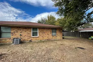 1327 Parkway Ct, Arlington, TX 76010 - Photo 27