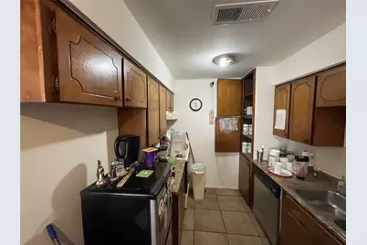 1327 Parkway Court, Arlington, TX 76010 - Photo 17