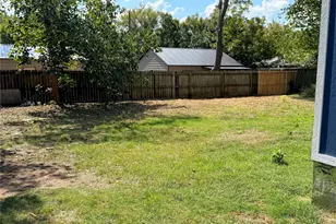 399 W Blackbourn St, Hawkins, TX 75765 - Photo 17