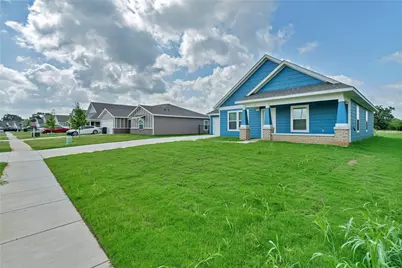 604 Crockett Drive, Cleburne, TX 76033 - Photo 5
