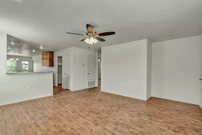 604 Crockett Drive, Cleburne, TX 76033 - Photo 7