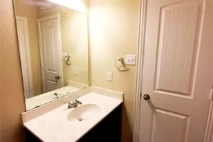 712 River Hill Ln, Fort Worth, TX 76114 - Photo 15