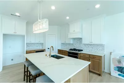 1248 Armstrong, The Colony, TX 75056 - Photo 3