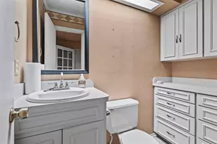 202 S Santa Fe St, Wolfe City, TX 75496 - Photo 9