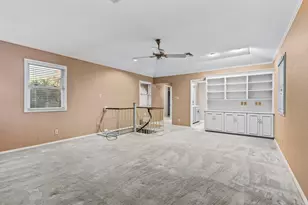 202 S Santa Fe St, Wolfe City, TX 75496 - Photo 17