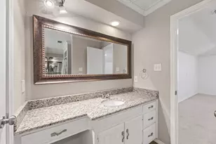 817 Sylvan Dr, Fort Worth, TX 76120 - Photo 23