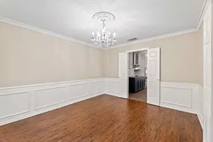817 Sylvan Dr, Fort Worth, TX 76120 - Photo 17
