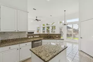 2236 Flanders Ln, Plano, TX 75025 - Photo 11