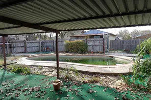 600 S 3rd St, Grandview, TX 76050 - Photo 23