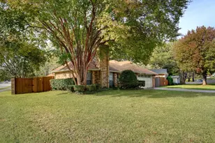 2622 Briarwood Dr, Grapevine, TX 76051 - Photo 1