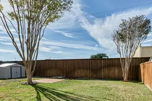 3225 Cornflower Dr, Plano, TX 75075 - Photo 13