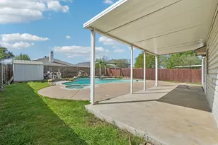 2304 Red Oak Dr, Little Elm, TX 75068 - Photo 5