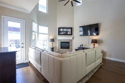 2711 Fleur De Lis Lane, Grand Prairie, TX 75054 - Photo 25