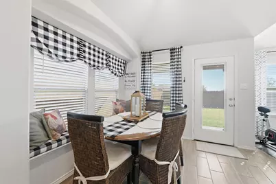 725 Sandy Chip Trail, Fort Worth, TX 76108 - Photo 11