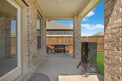 367 Oak Creek Drive, Lavon, TX 75166 - Photo 3